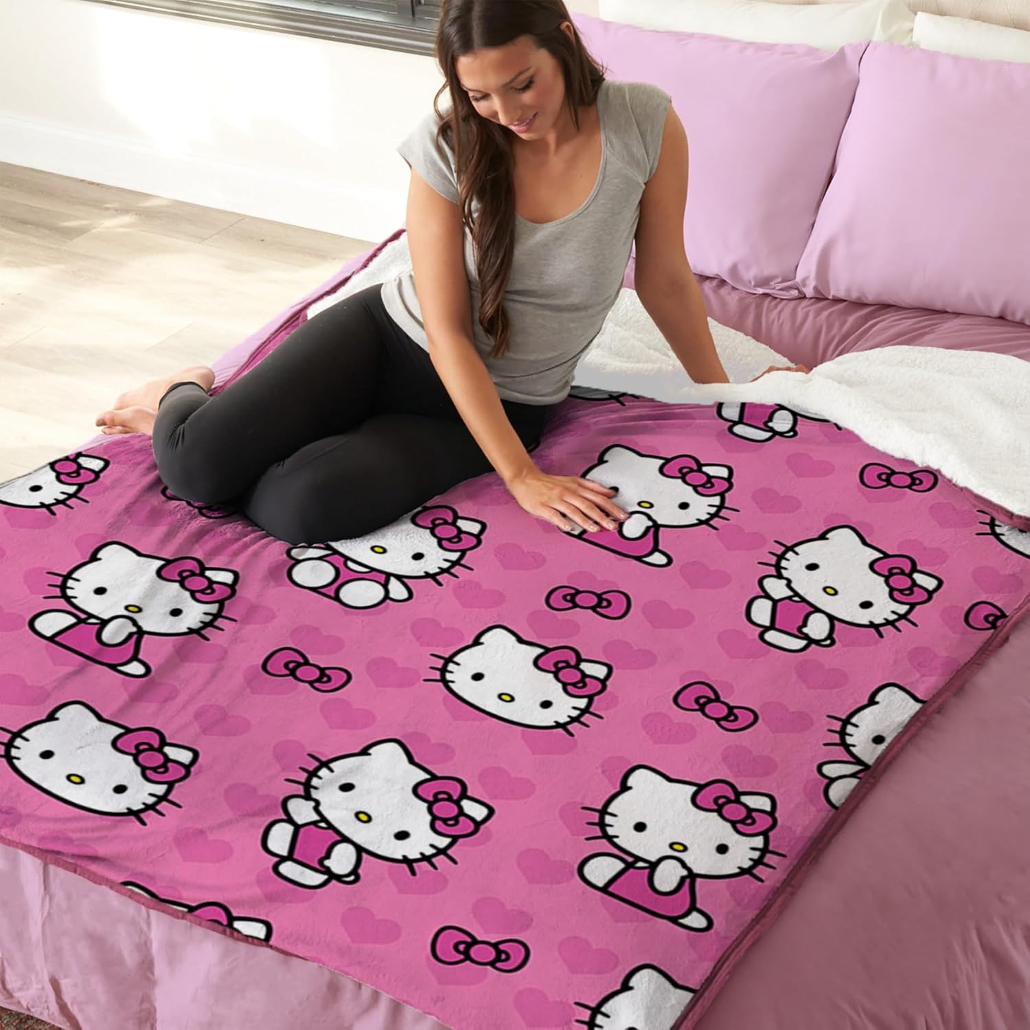 Hello Kitty Silk Touch Sherpa Throw Blanket – 40" x 50", I Love Pink Design - Image 2