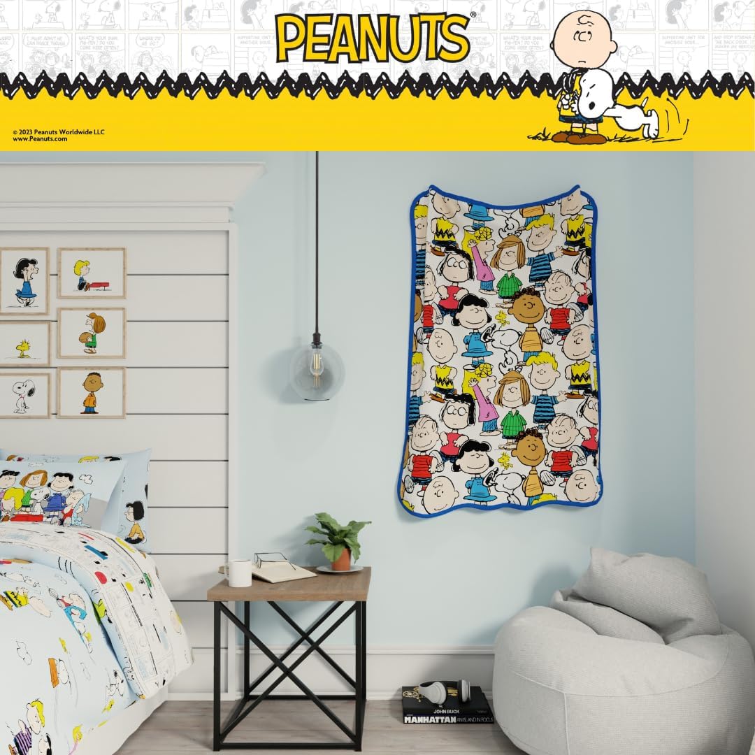 Peanuts Silk Touch Throw – 40" x 50" (Cozy & Soft) - Image 3
