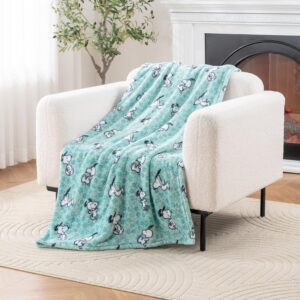 Snoopy Plush Throw Blanket – 55x70" VelvetLoft with Spring Floral Dance Design